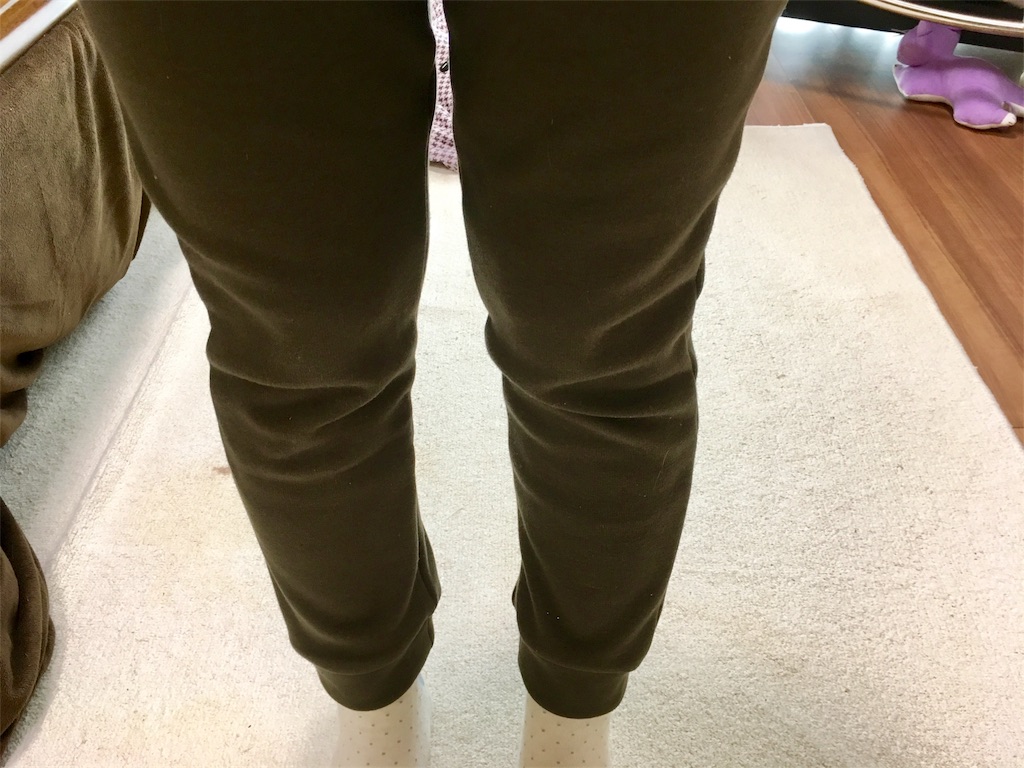 f:id:kimaya:20161216102248j:image ジョガーパンツ着用風景