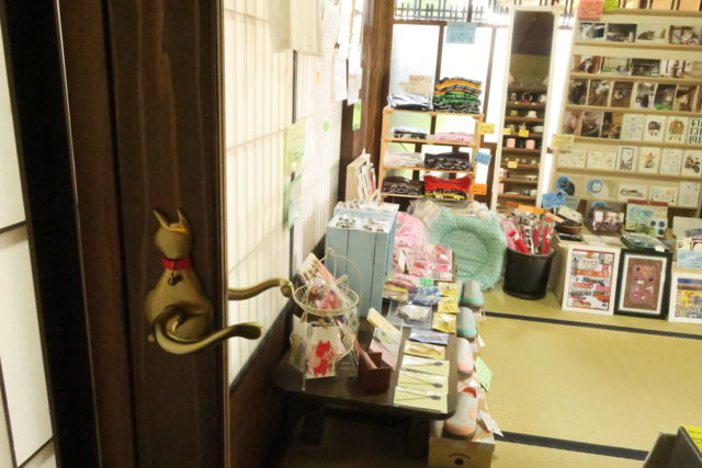 古民家保護猫カフェ　Cafe Gatto　雑貨コーナー
