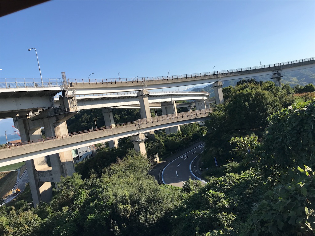 初ソロキャンツー、淡路島、四国③ 大阪のおばちゃんレブルとトコトコ行く。