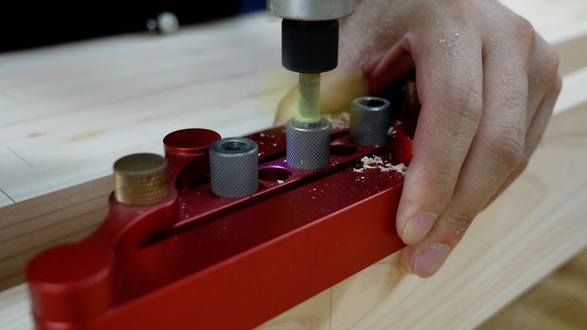 DIY】ドリルガイドを使ったテーブル天板の作り方（ダボつぎ編
