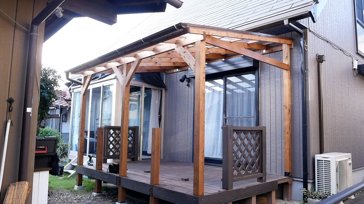 DIY】ウッドデッキに屋根つけた12 〜雨樋編〜 - アトリエキンパラの 