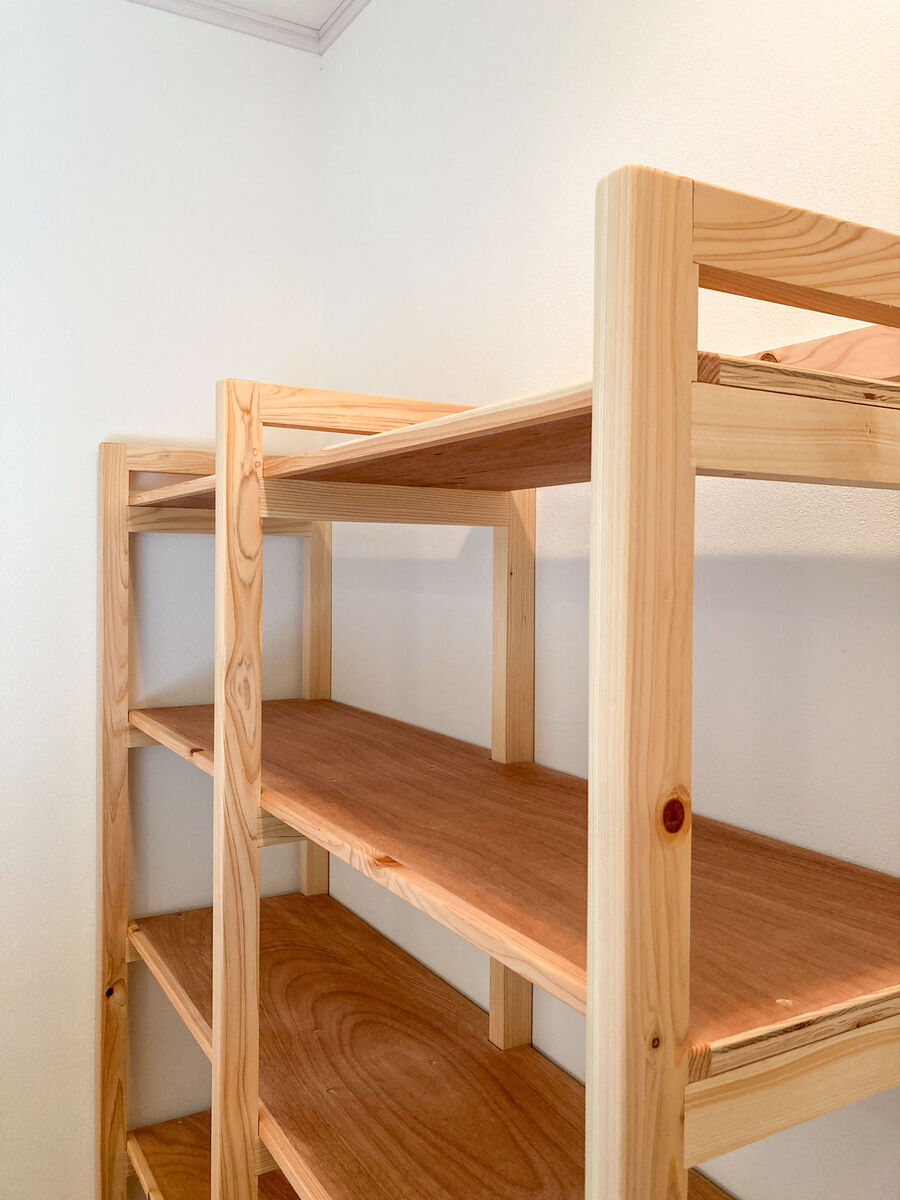 オープンラック製作！階段付近のデットスペースをフル活用 - Kimpa