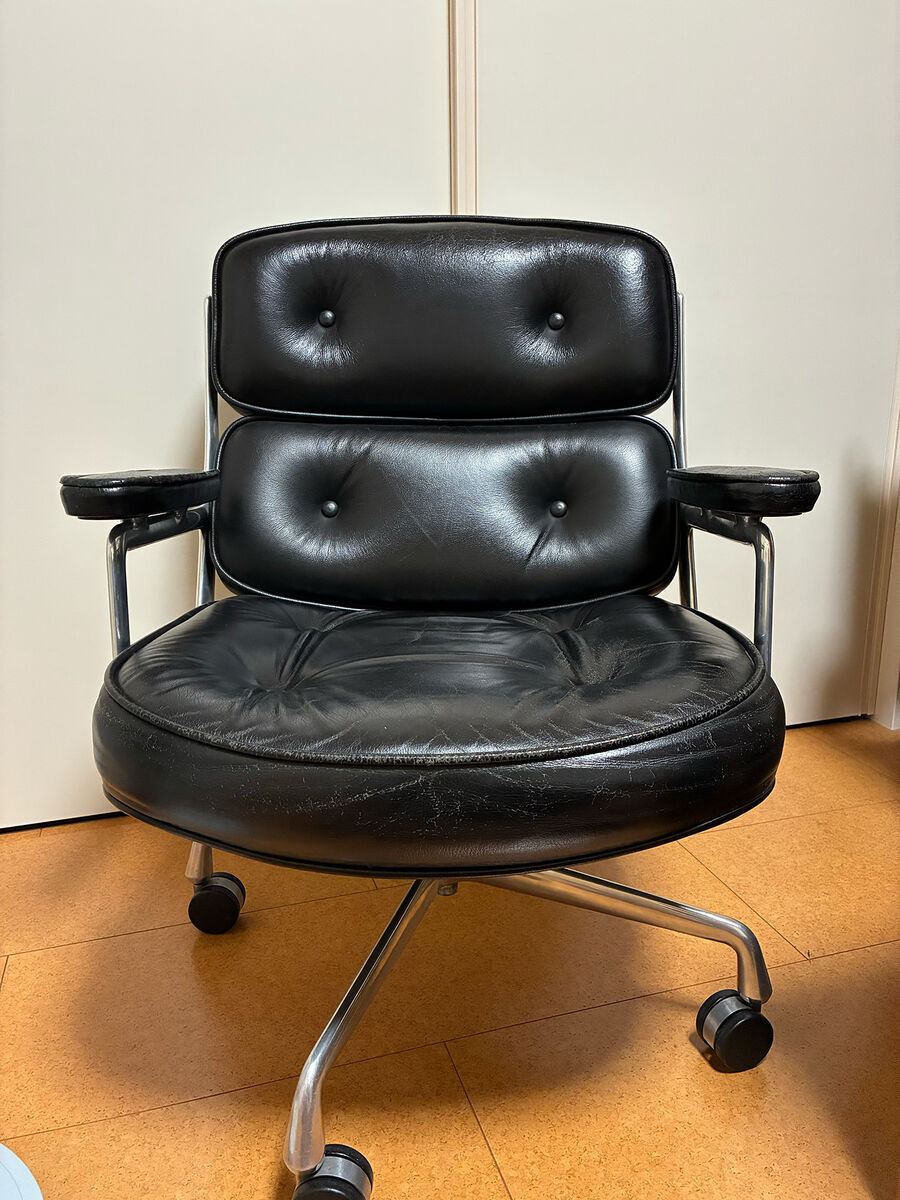 80万の椅子！？ハーマンミラーのイームズエグゼクティブチェア（タイム