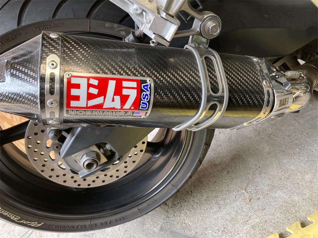 FZ1/ヨシムラマフラーから純正戻し（車検のため）元タイヤ屋