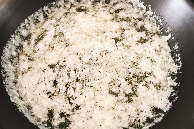 フライパンりんごケーキレシピの焼き方