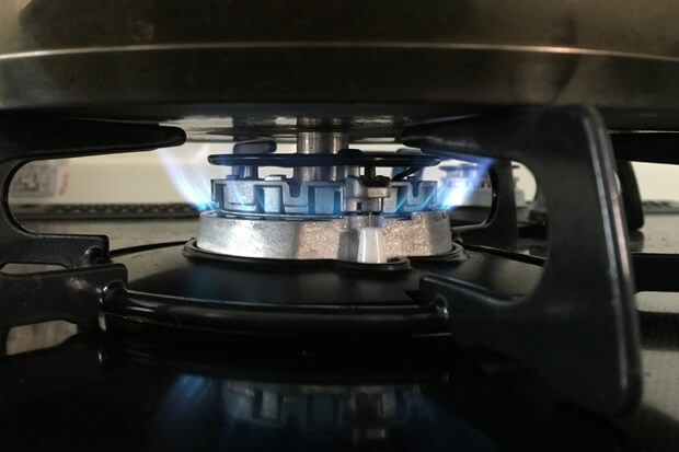 フライパンりんごケーキレシピの火加減