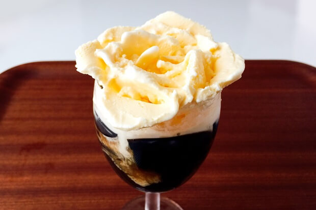 バラアイスクリームの作り方完成