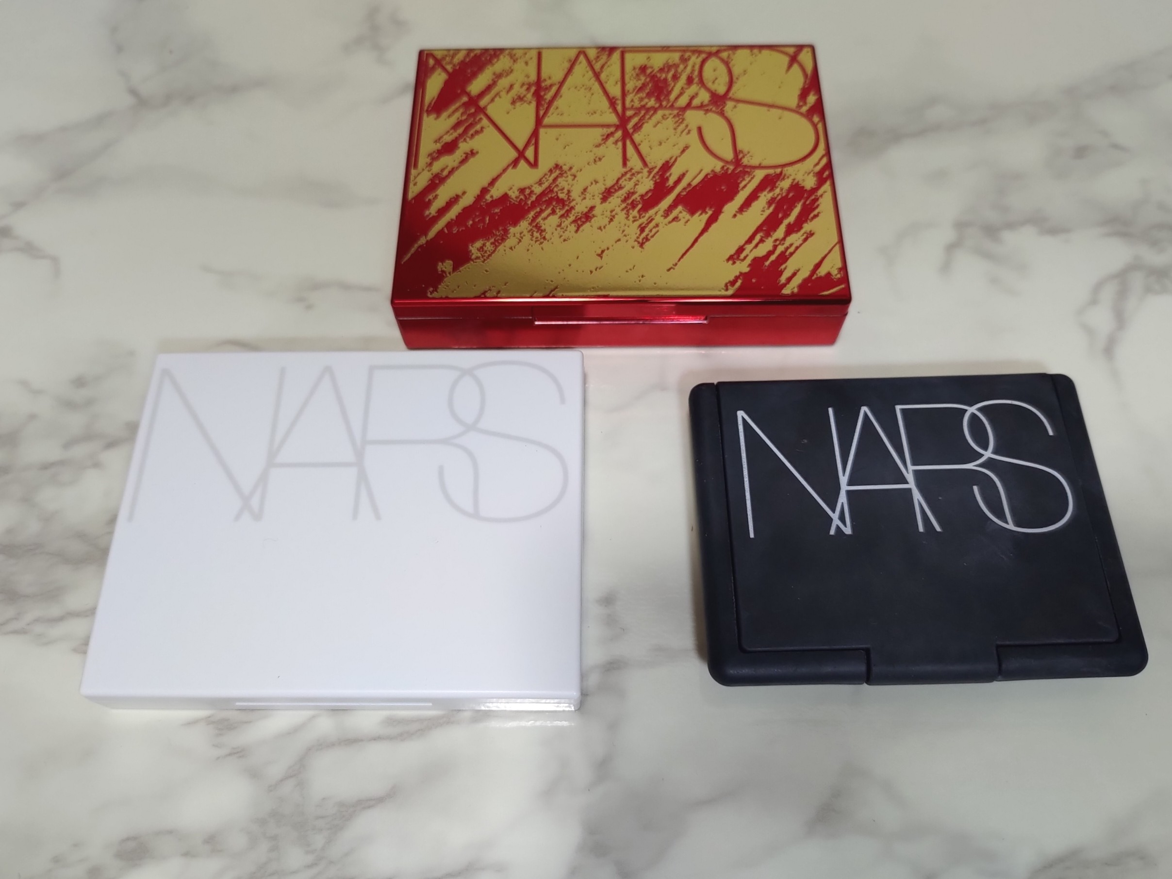f:id:kinako4427:20200711211648j:image NARS パッケージ