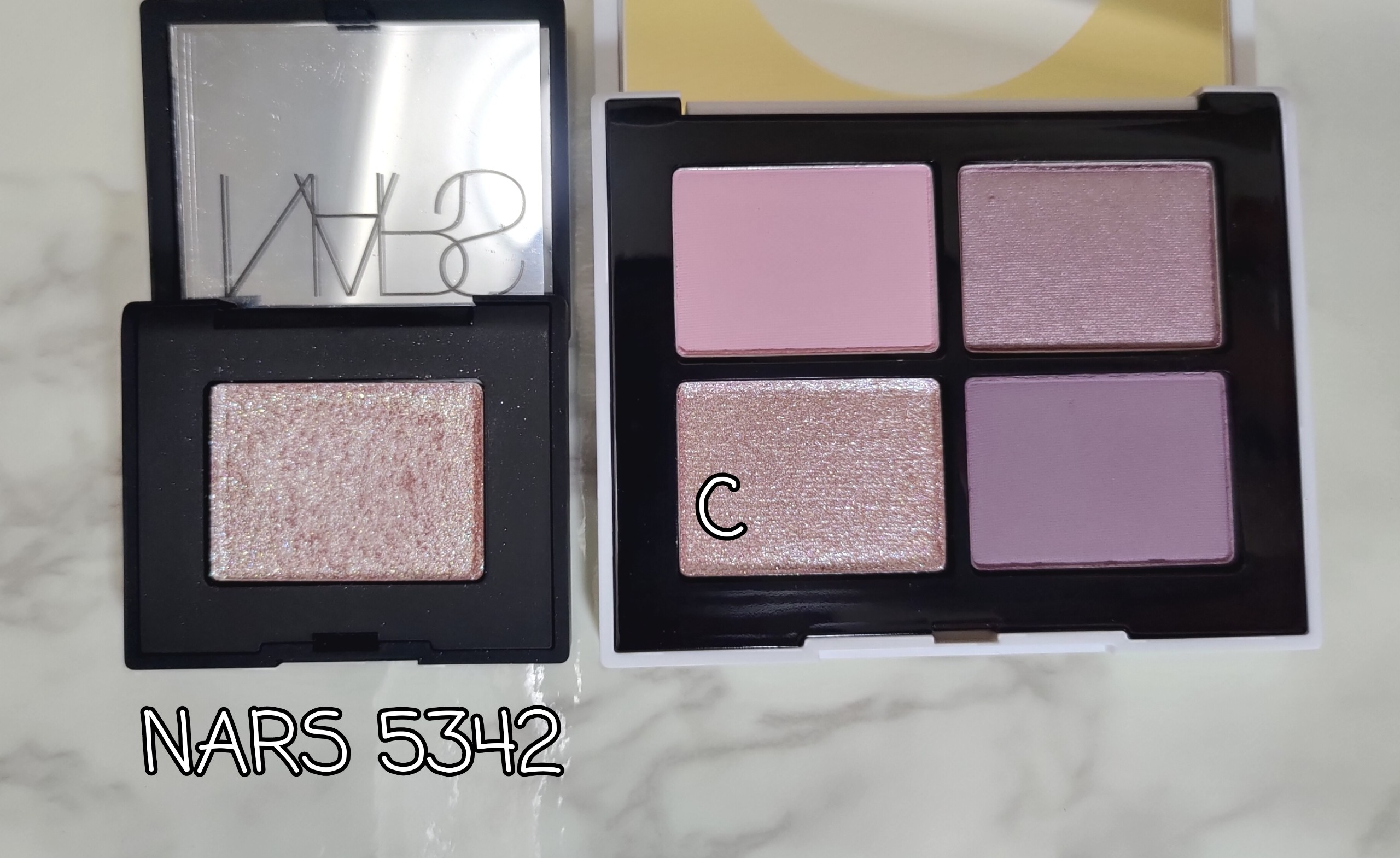 f:id:kinako4427:20200711211736j:image ZEN COLLECTION クワッドアイシャドー TOKYO NARS ハードワイヤードアイシャドー 5342比較