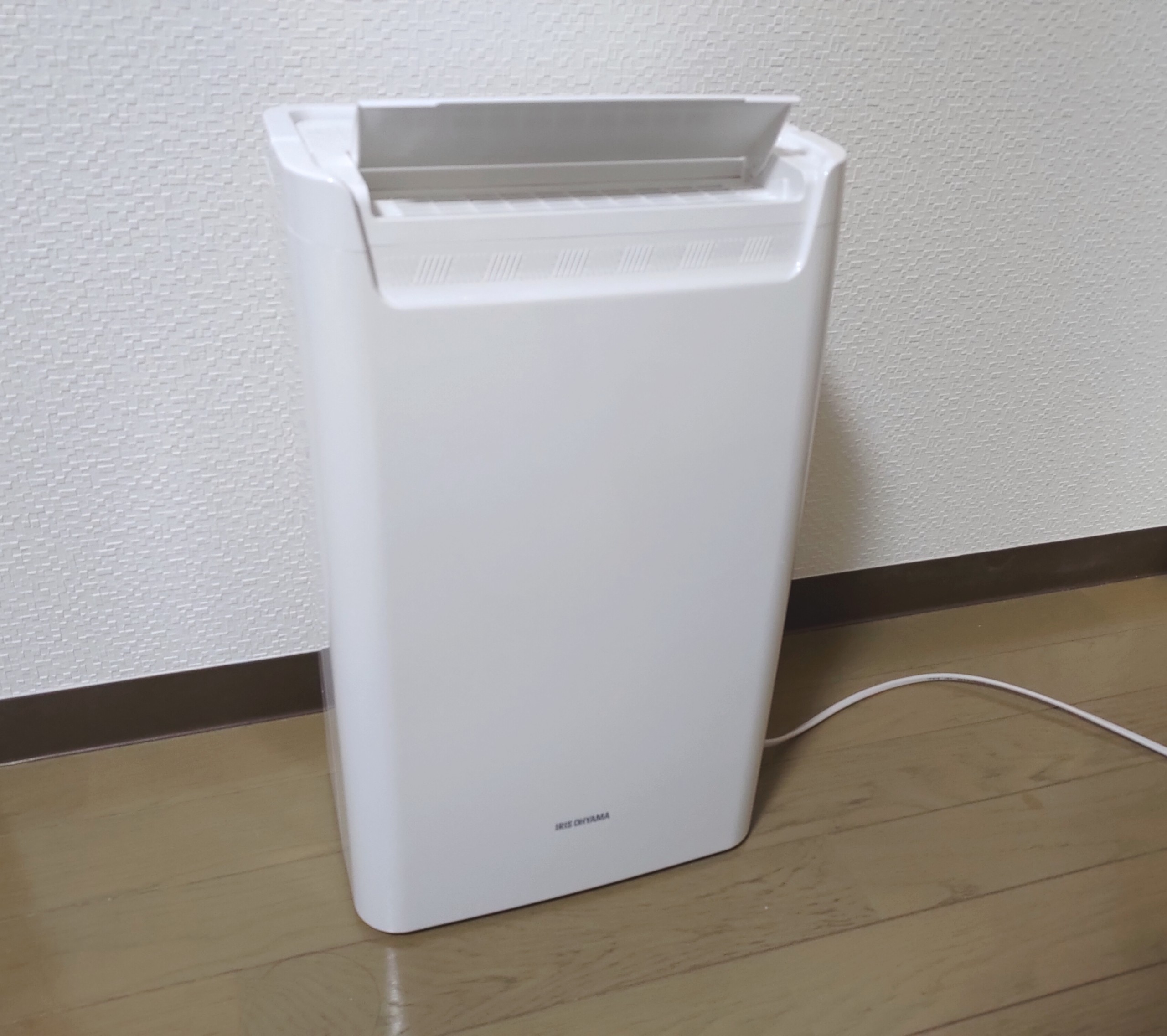 f:id:kinako4427:20201219201236j:image アイリスオーヤマ 衣類乾燥除湿機