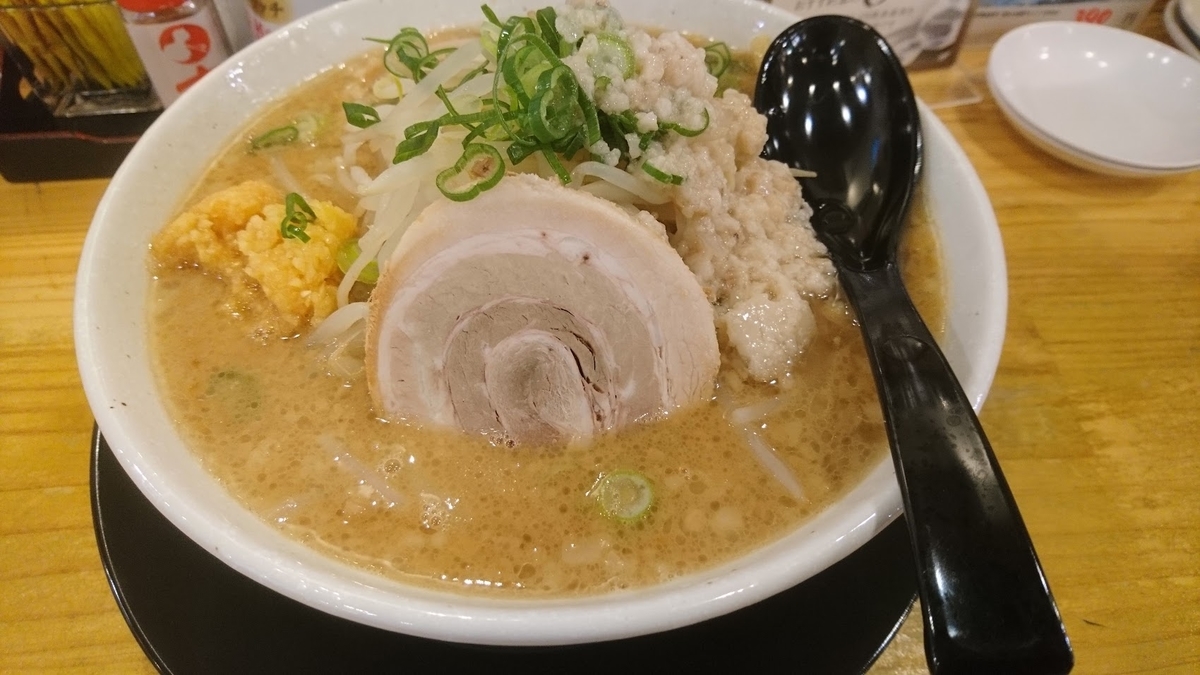 濃厚次郎ラーメンその1＠昼間っから きはち屋 富山駅前店 2022年2月22日