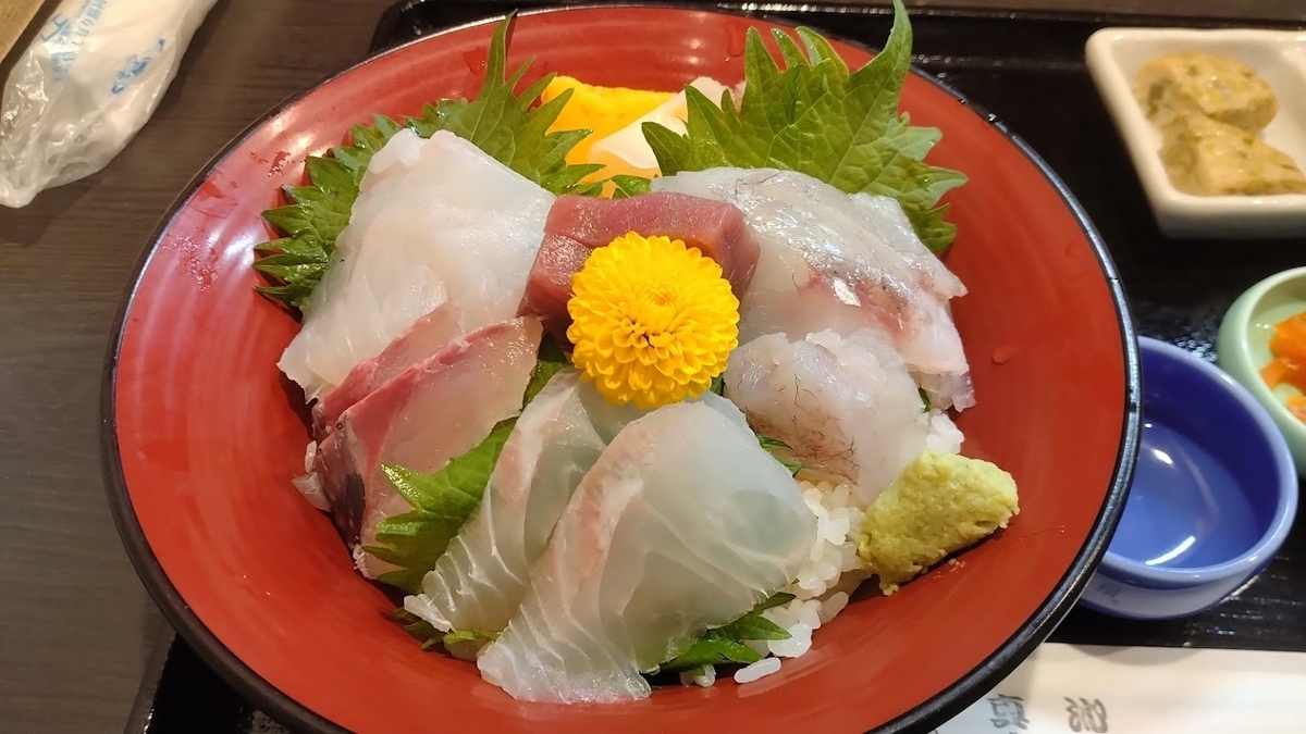 海鮮丼ランチ＠伊真沁（2024年6月4日撮影）