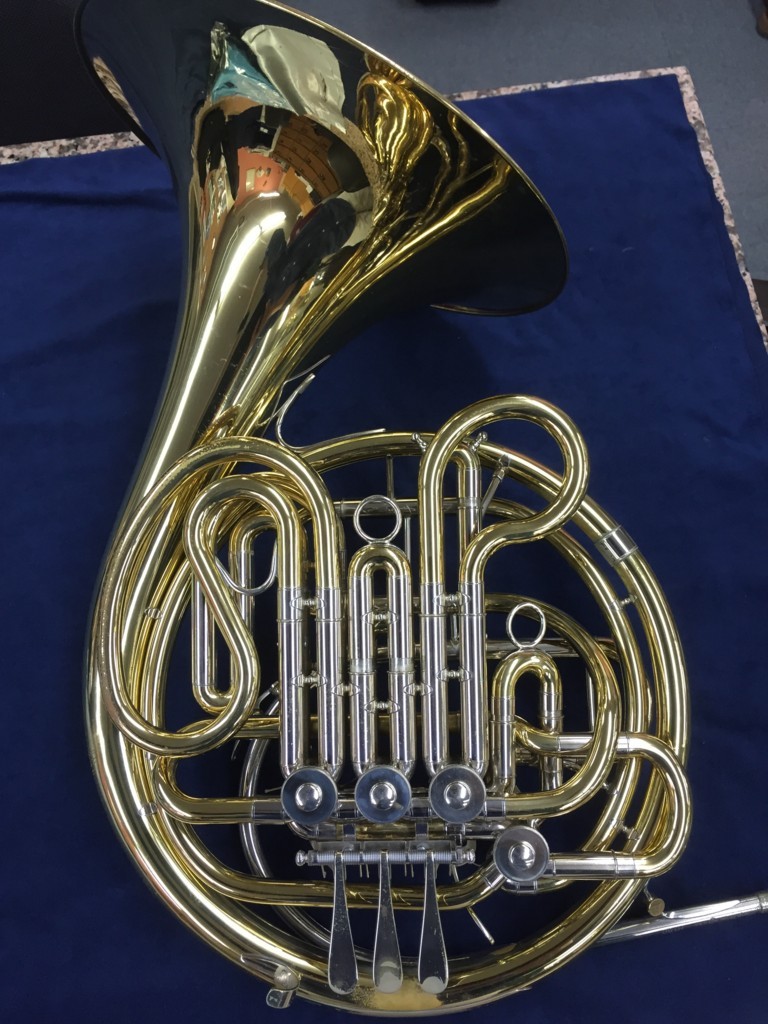 ホルンについて思うこと 1 通る音と通らない音 王騎士手帳