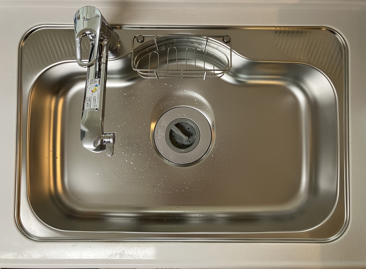 タカラスタンダードのシステムキッチンのZシンク交換＆リクシル水栓の