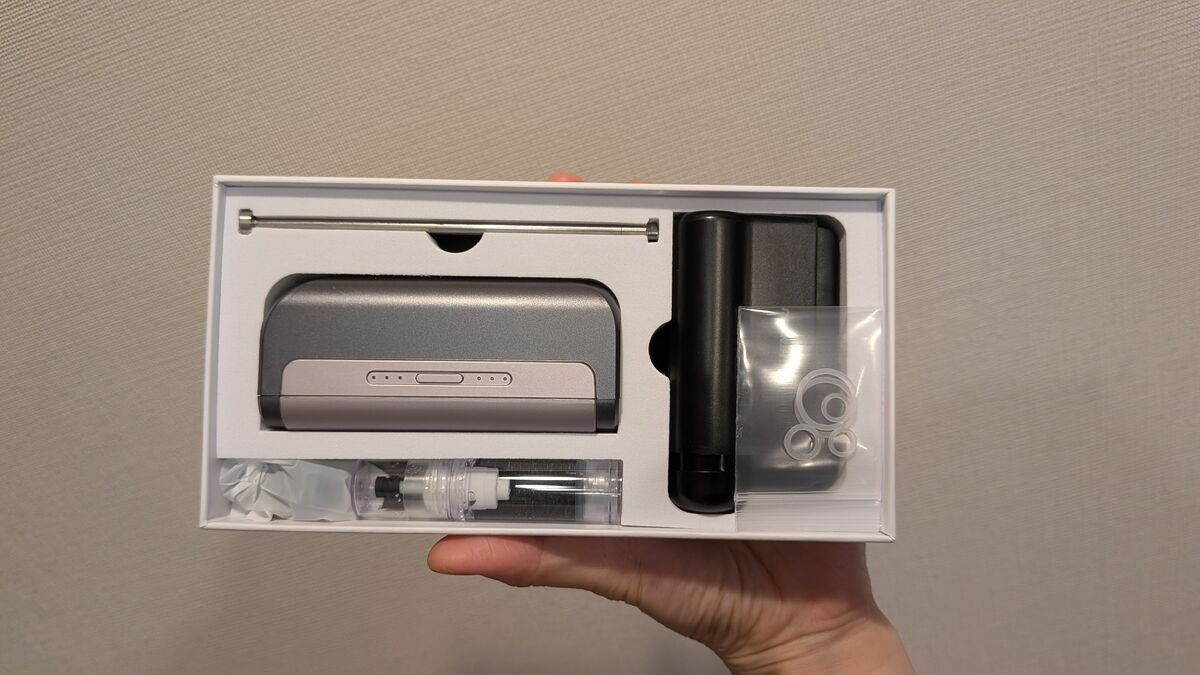 HIMASU 1Be3 Pro+の開封時の写真記録。どんなものが同梱されているのかがわかる。
