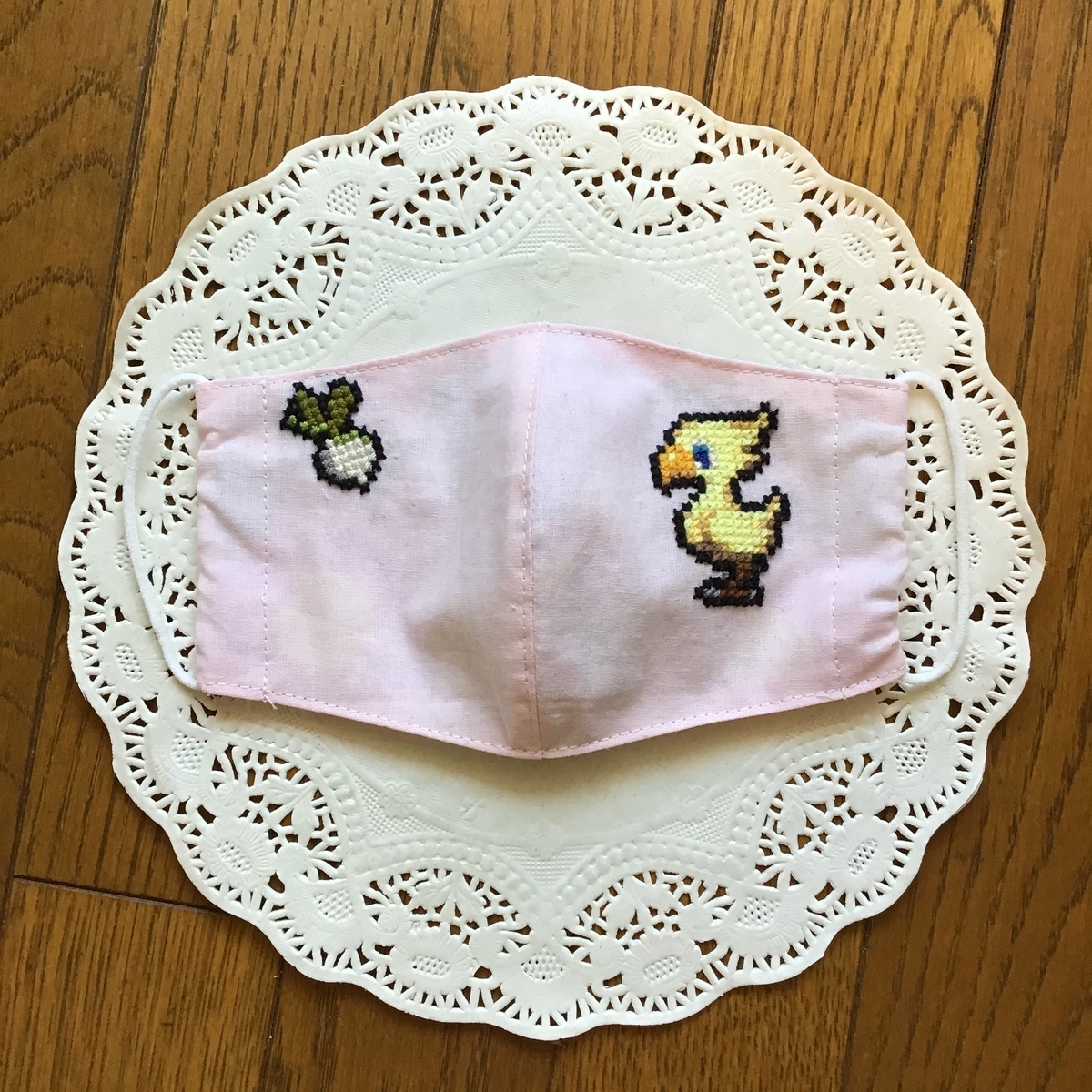 ハンドメイド】クロスステッチでチョコボのマスク【刺繍】 - 続・筋