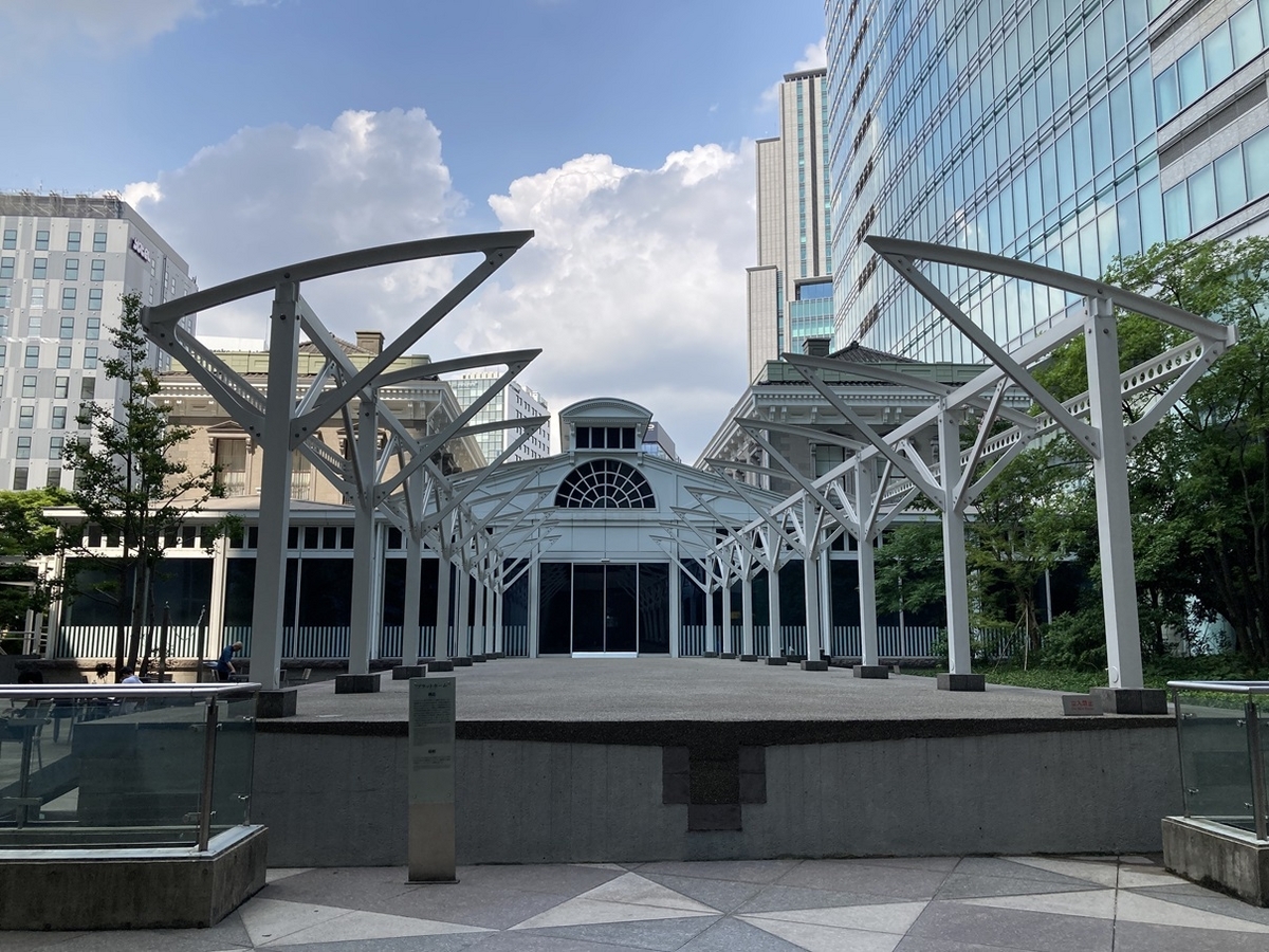鉄道発祥の地「新橋駅」（東京都港区）～旧新橋停車場跡 - 青空