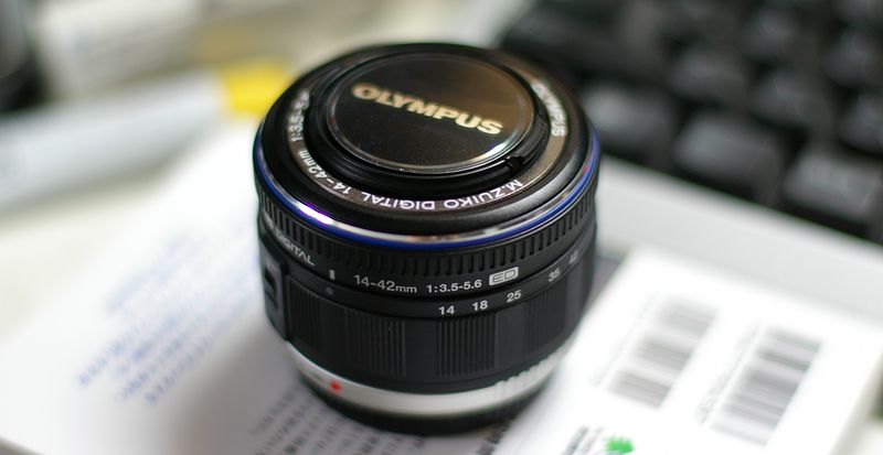 M.ZUIKO DIGITAL ED 14-42mm F3.5-5.6 EZ - kiricub M.ZUIKO DIGITAL ED 14-42mm F3.5-5.6 EZ - kiricub