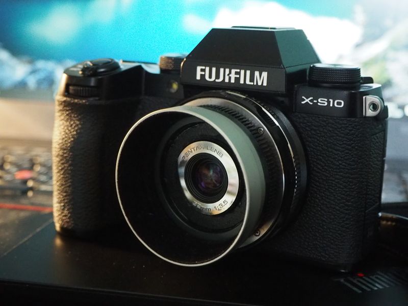 FUJIFILM X-S10 & Mmount Lenses - kiricub