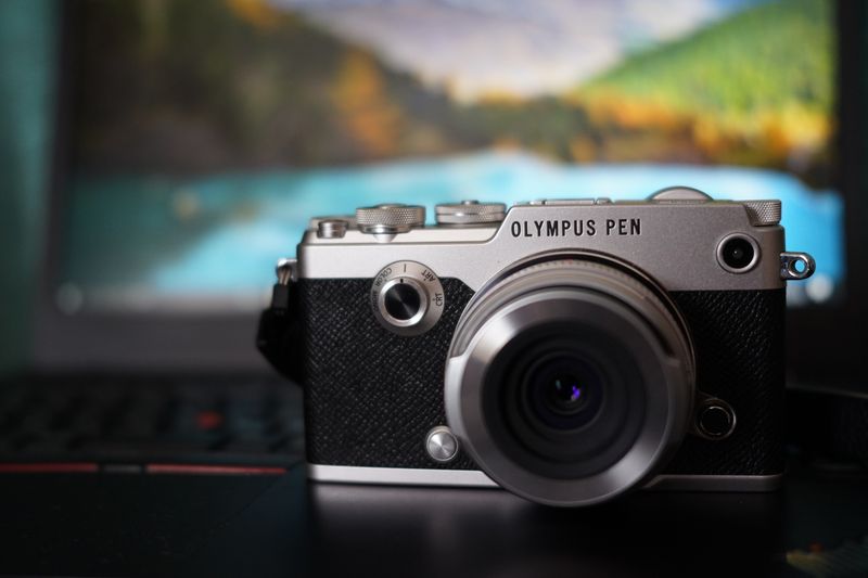 綺麗M.ZUIKO DIGITAL 17mm F2.8 / VF-1 17mm用 綺麗M.ZUIKO DIGITAL 17mm F2.8 / VF-1 17mm用 Amazon.co.jp