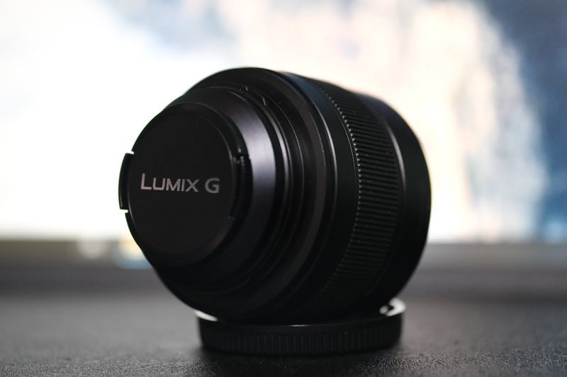LEICA DG SUMMILUX 25mm/F1.4 （純正フード2種付き） LEICA DG SUMMILUX 25mm/F1.4 II – マイクロフォーサーズの