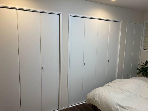 主寝室クローゼット