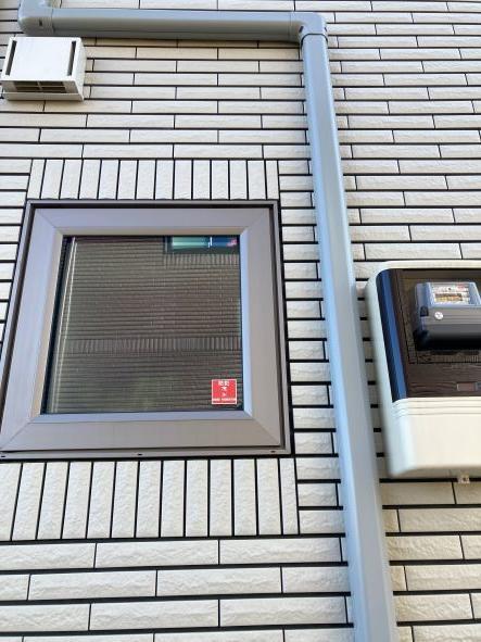 細い場所を通すダクト