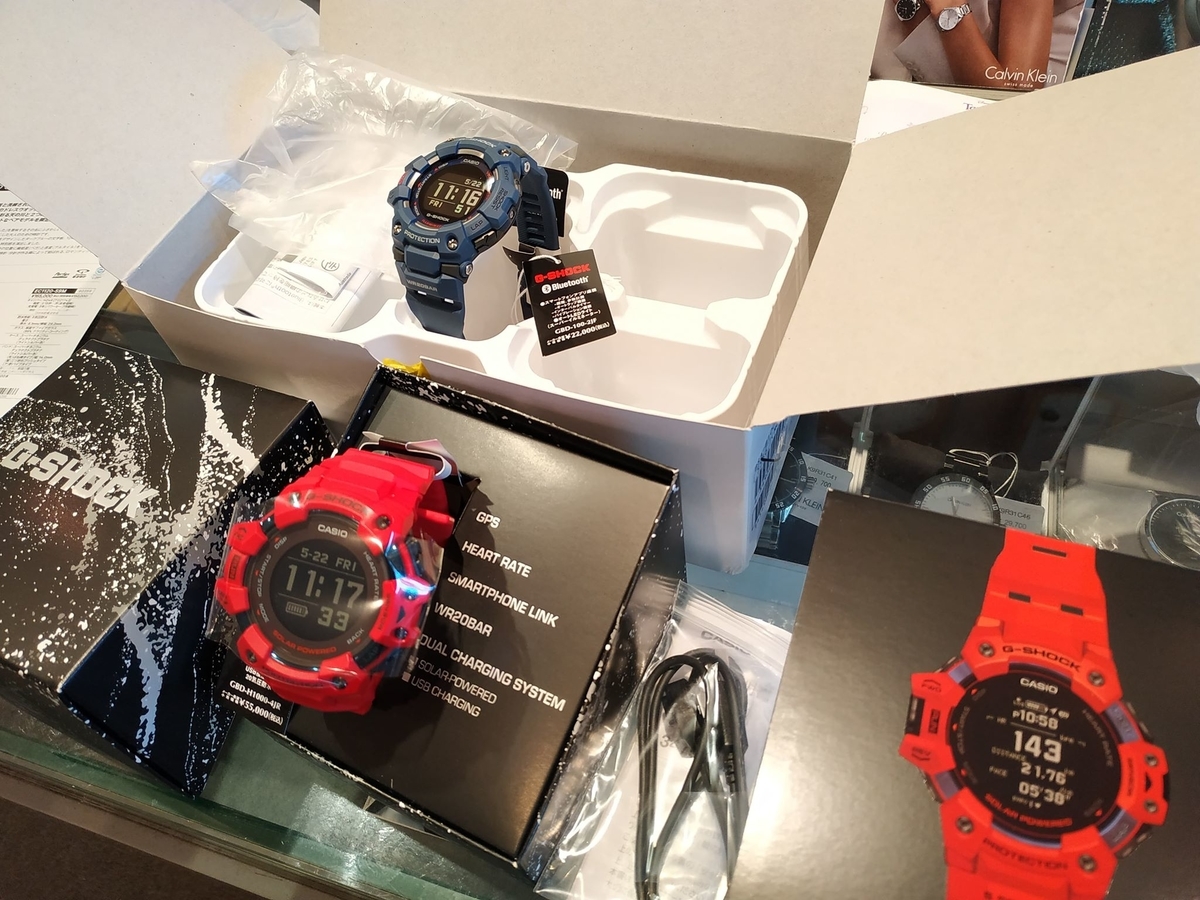 GBD-H1000-8JR(ブラック×レッド)【G-SHOCK G-SQUAD（ジー・スクワッド
