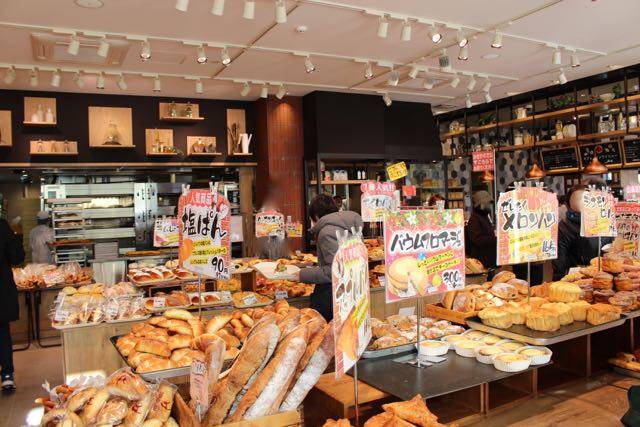 どんぐり山鼻店　店内