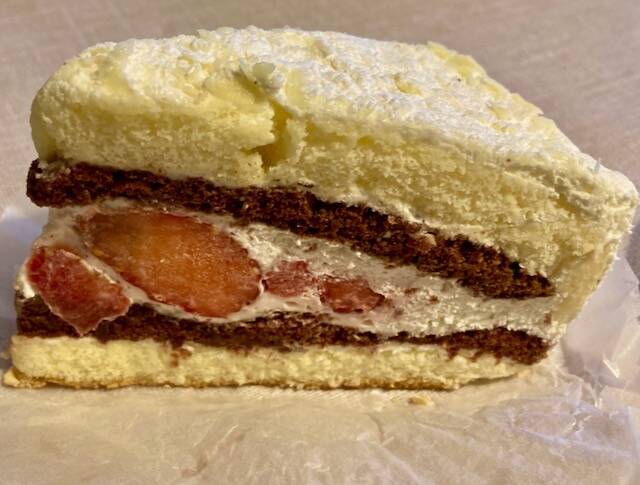 アマンドール　ザーネトルテ