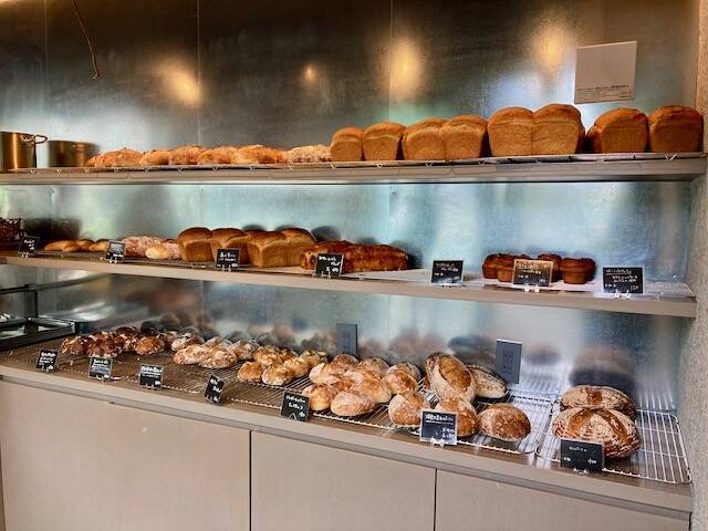 森のパン　店内