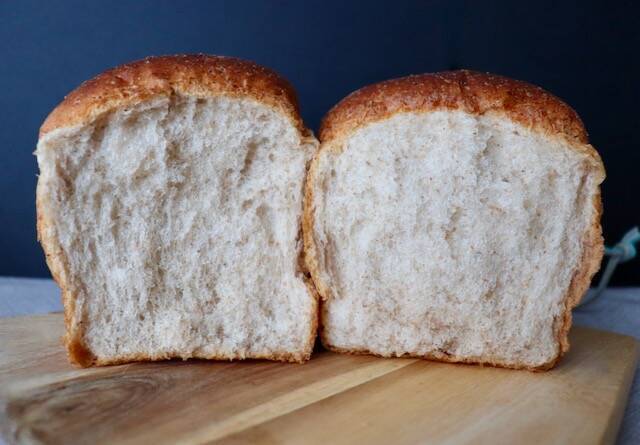 森のパン　森の食パン