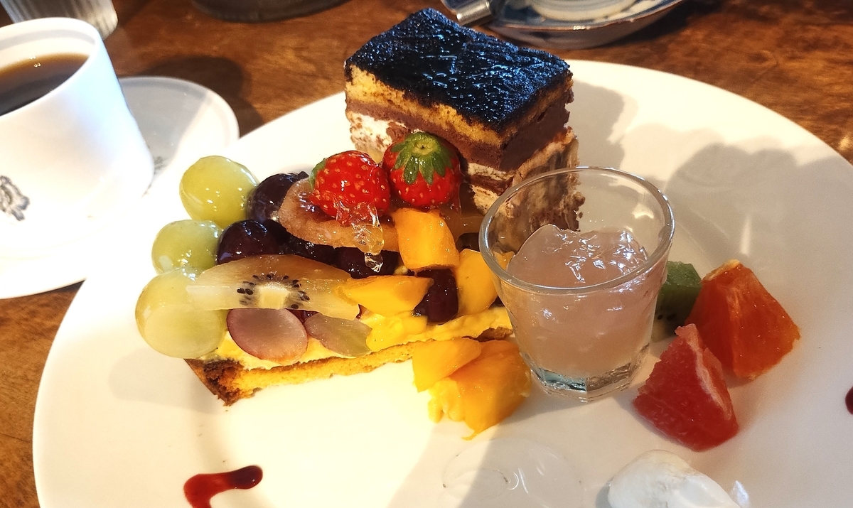 扶桑町のコントレールのケーキセットの写真