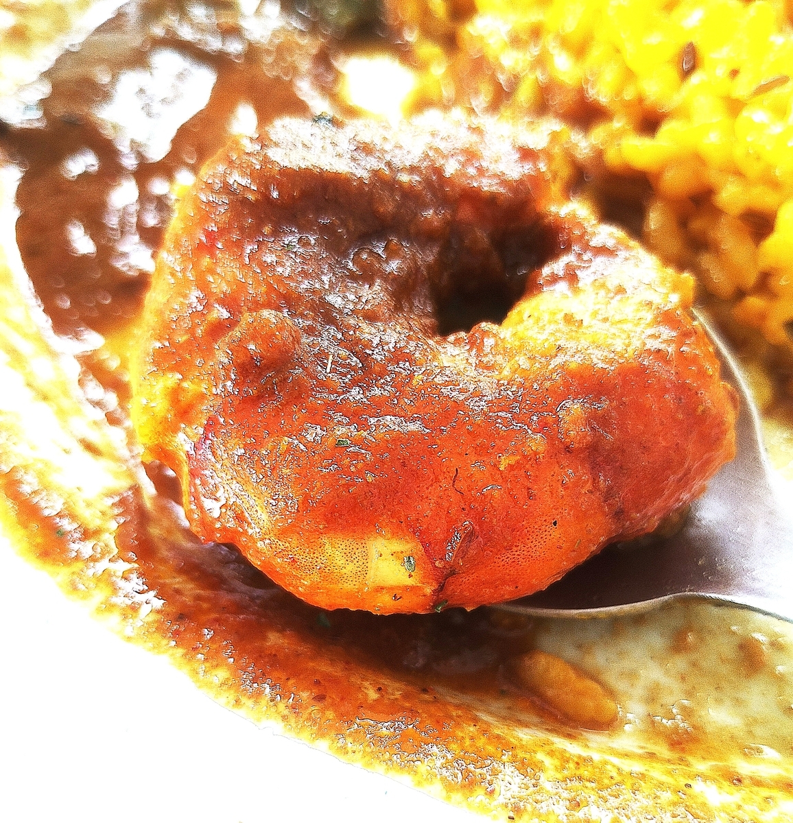 バターエビカレーの大きなエビ