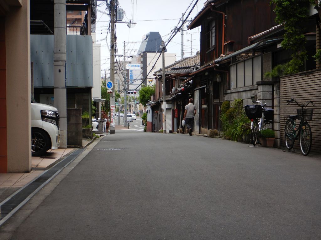 暗越奈良街道　布施分岐