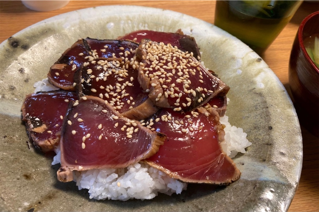 ふるさと納税のかつおのたたきで漬け丼を作りました 転勤族の子育てブログ ふるさと納税のかつおのたたきで漬け丼を作りました 転勤族の子育てブログ