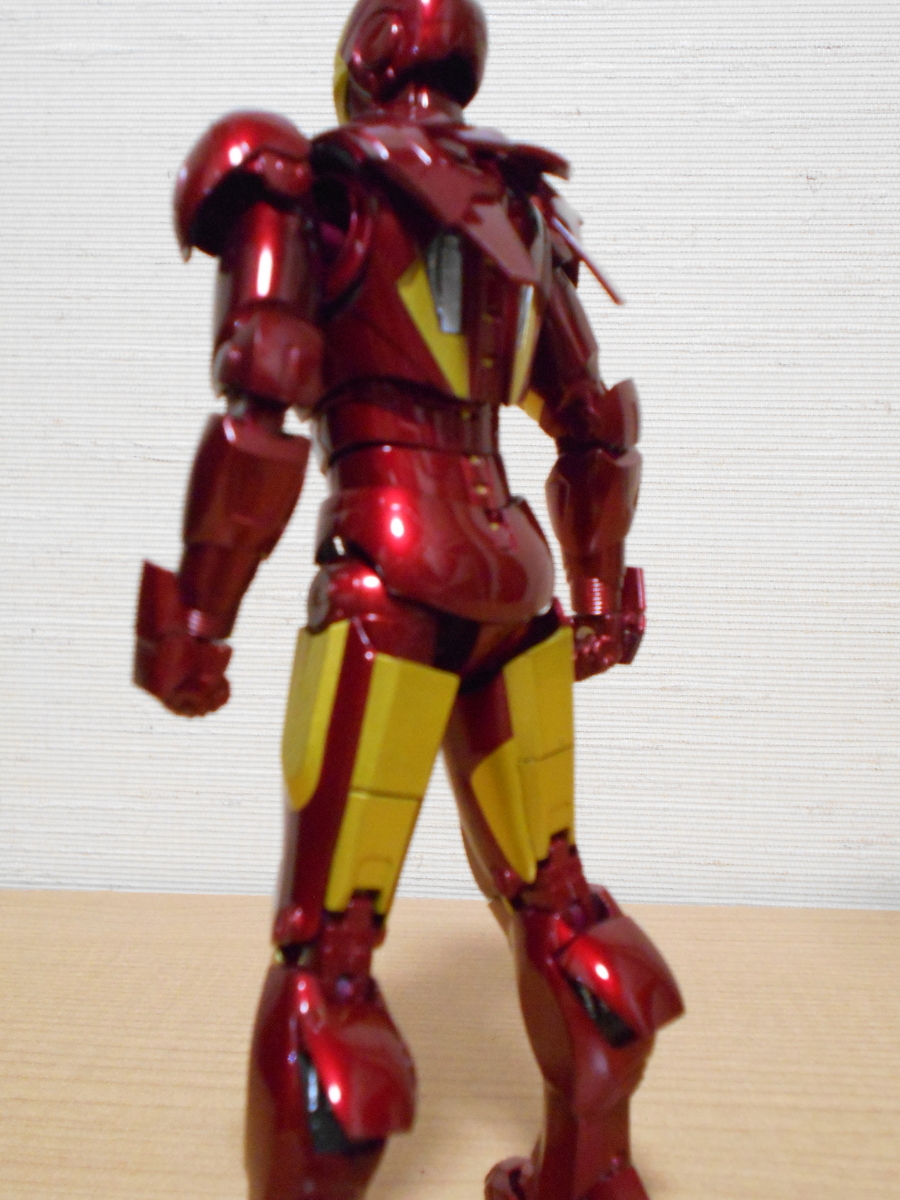 アイアンマン マーク4 ( バンダイ製 S.H.フィギュアーツ ) レビュー