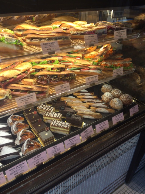 Boulangerie Patisserie Viron 丸の内店 ブーランジェリー パティスリー ヴィロン とりあえずオーラスで