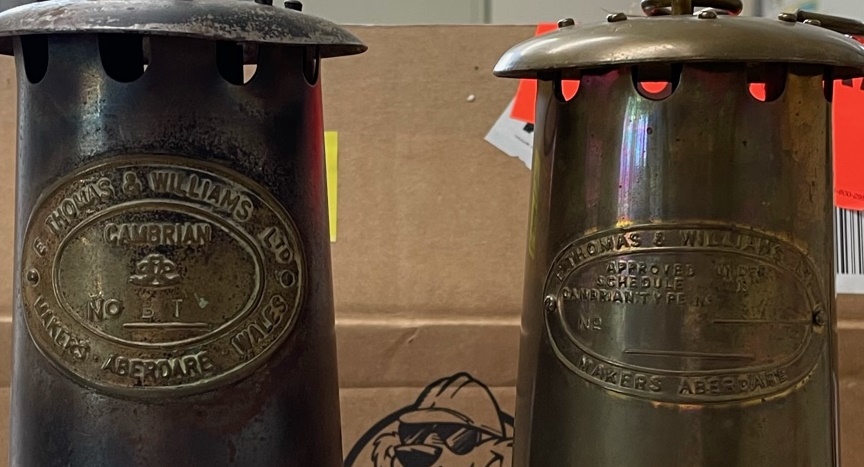 点灯確認済】英国製 真鍮ランプ アンティーク 炭鉱ランプ カンブリアン