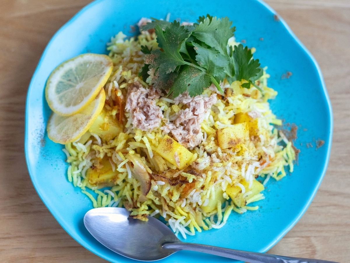 ツナ缶のビリヤニ風がウマすぎる。フライパン1つなのに味も香りも本格的でまた作りたい