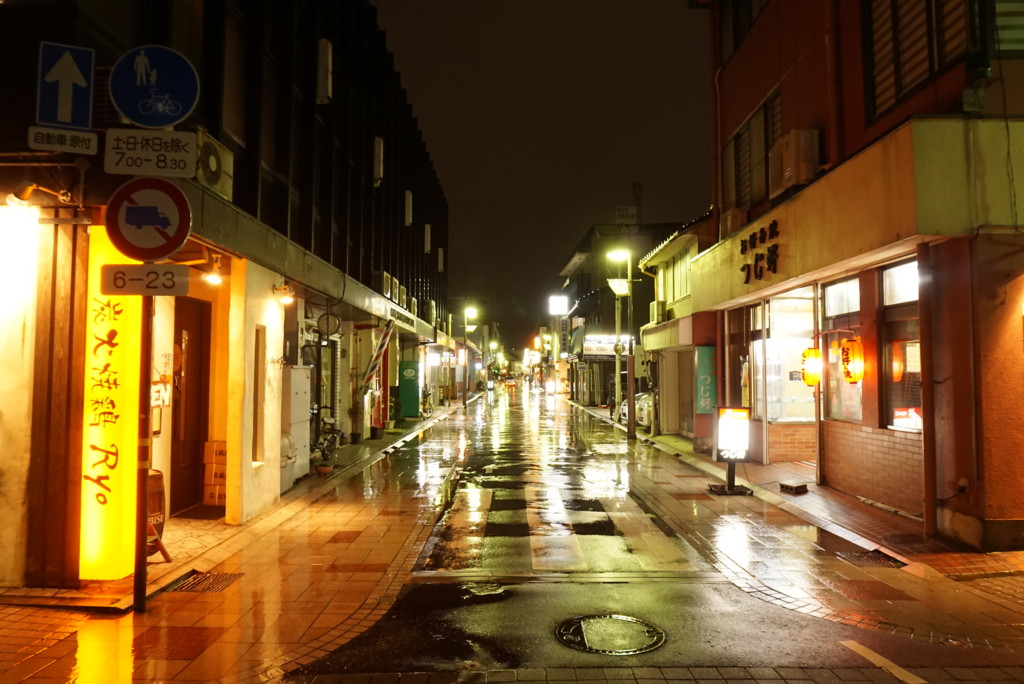 金沢駅近くの通り