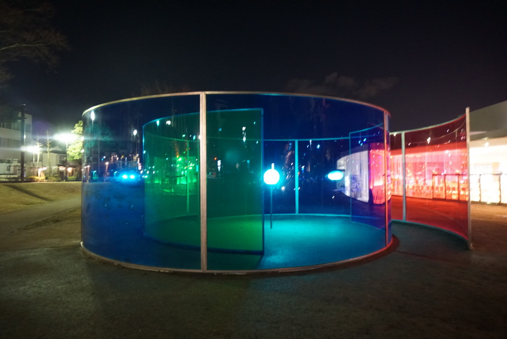 夜の21世紀美術館