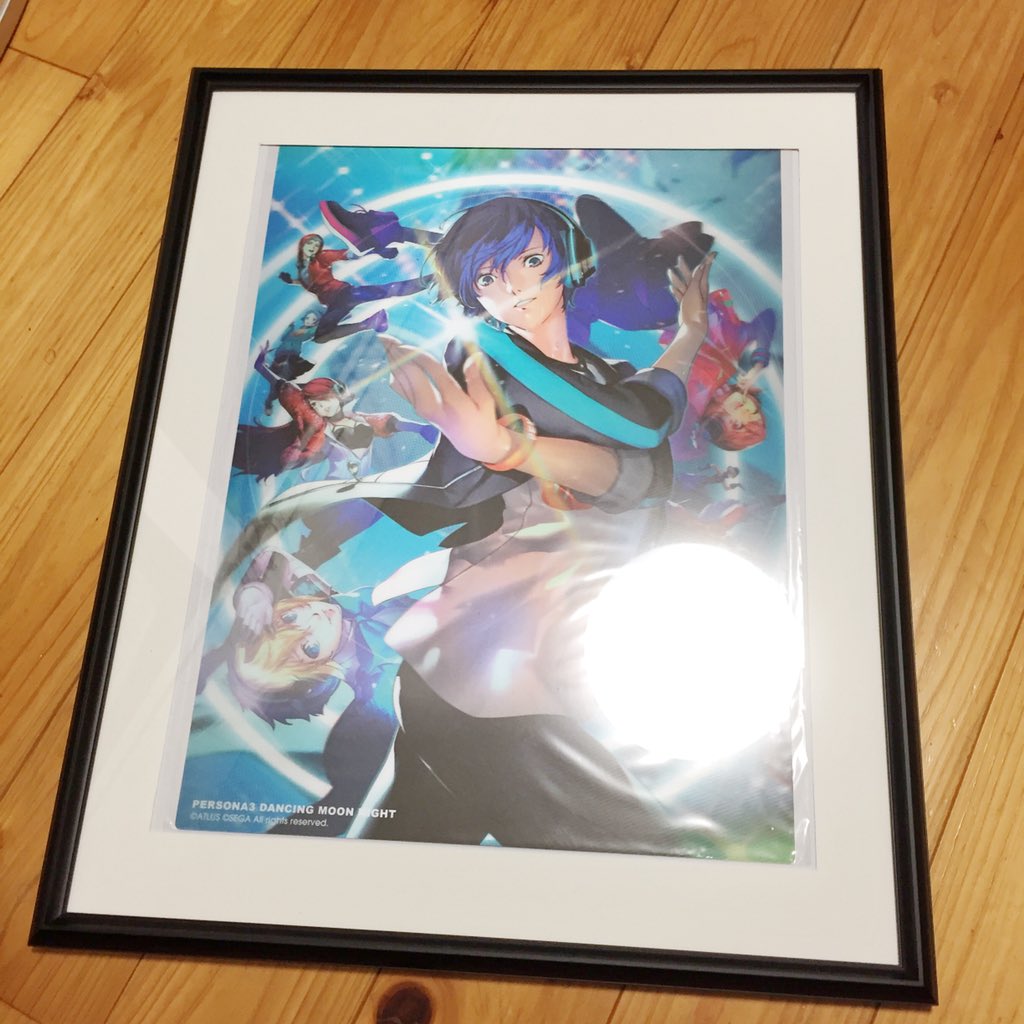 タペストリーを額装してみた アニメグッツを額装するblog
