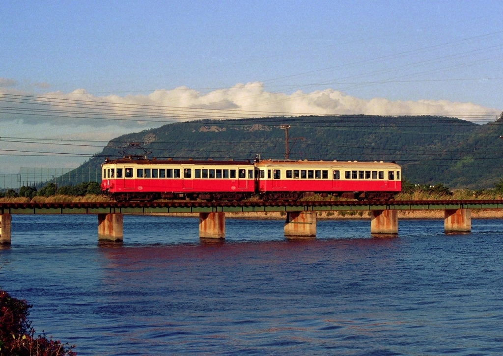 第8話：1990年高松琴平 古い車両を求めて！ - ローカル線の回顧録