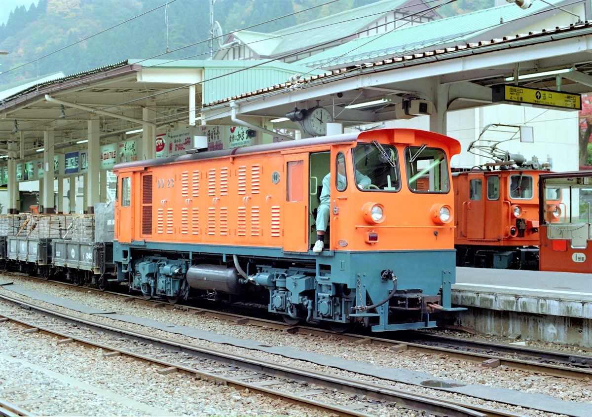 貴重】1911年カーネギー社製レール 文鎮 黒部峡谷鉄道 トロッコ 