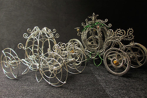 インテリアボード。デコパージュ。カーネーション/すみれの