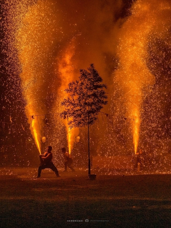 【番外編】火柱高く！令和元年の手筒花火 三嶋大祭り - 鎌倉への付箋