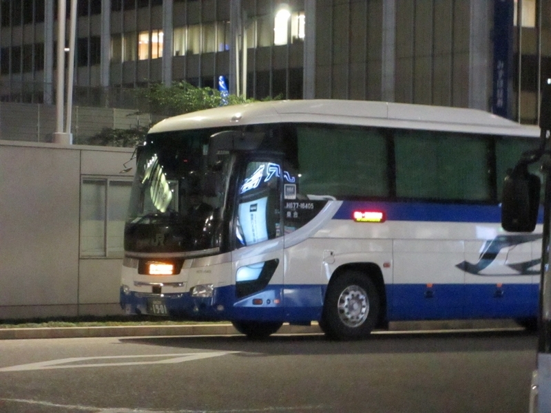 Jrバス東北 H677 新 床下仮眠室のブログ