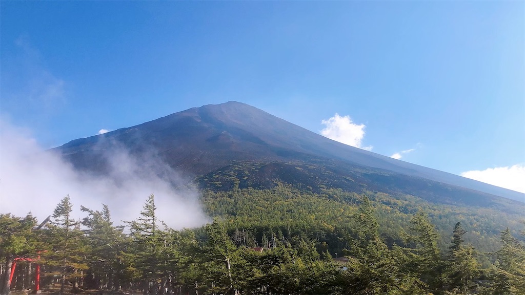 山頂までなんとか見えた！一瞬！