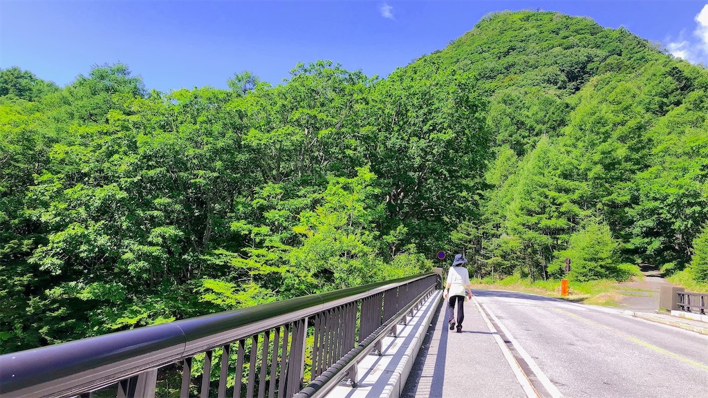 夏の瀧上の様子。